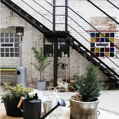 Rooftop Design Studio Апартаменты Прага